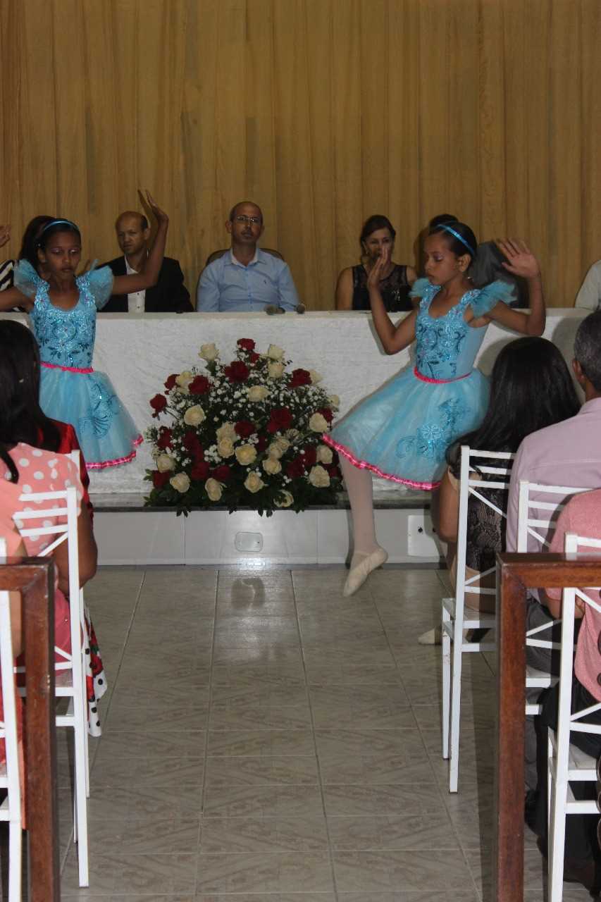 Diretores eleitos da Rede de Ensino tomam posse na Câmara de Vereadores